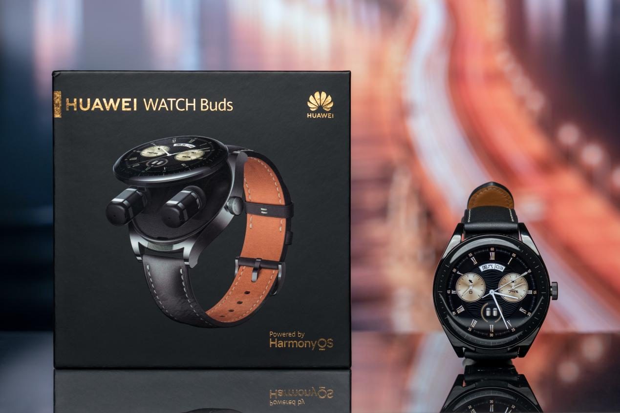将TWS耳机放入智能手表的梦幻操作，华为WATCH Buds耳机表做到了